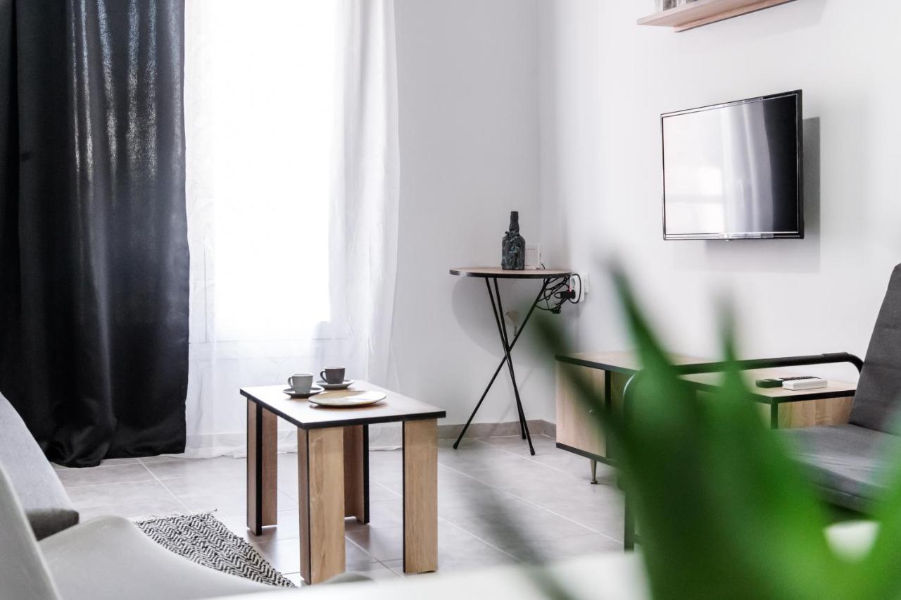 Minimalistic Apartment Petros Ираклион Экстерьер фото
